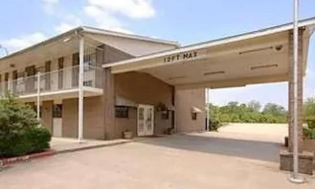 Country Side Inn Tyler Exterior foto